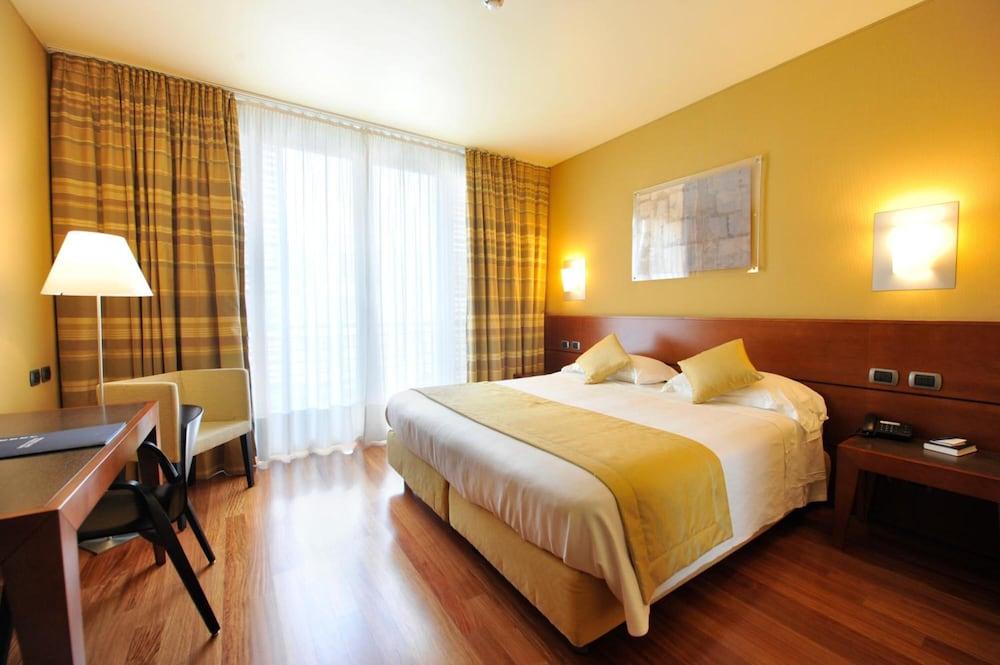 Hotel Rossini Al Teatro
