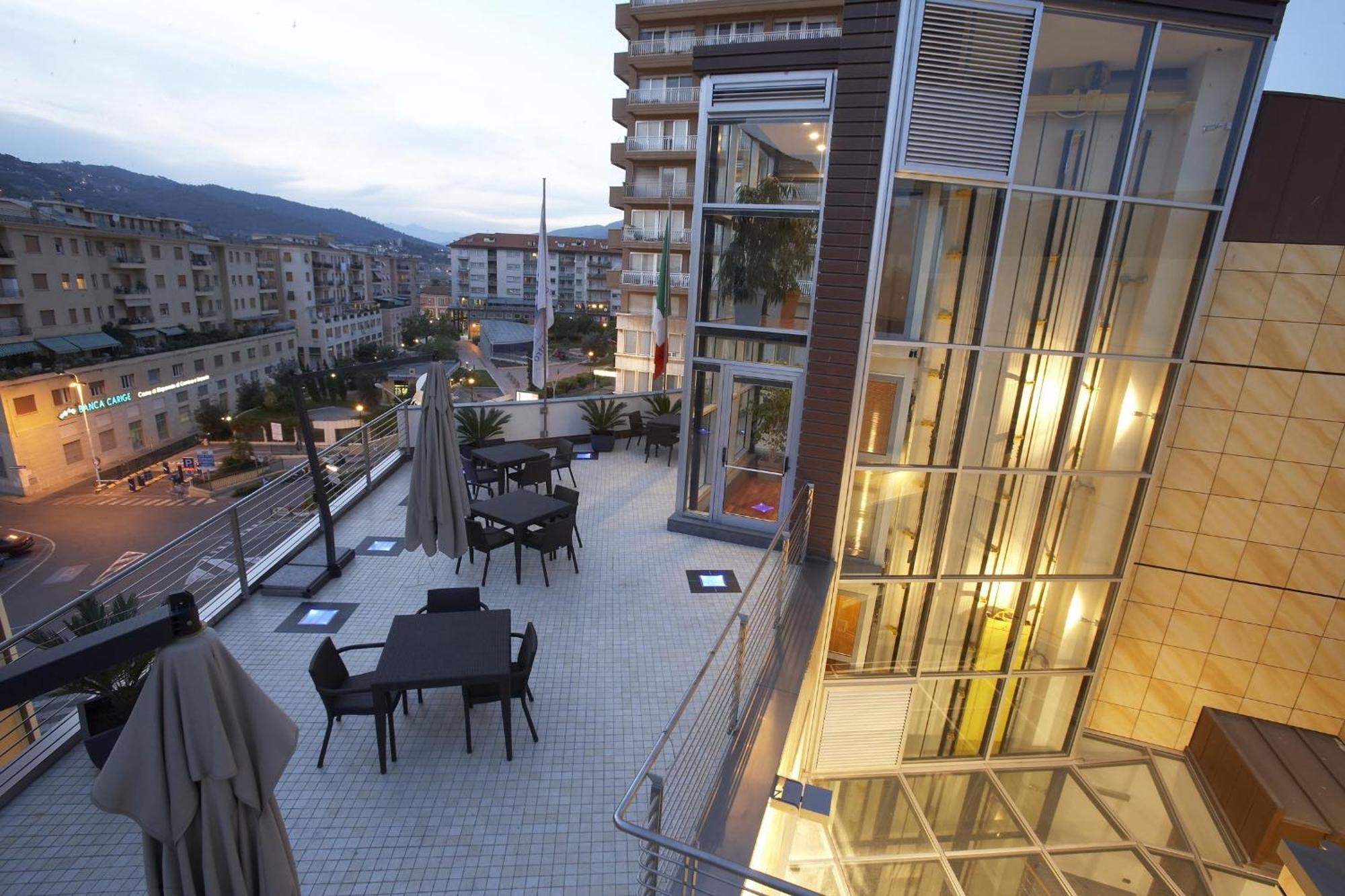 Hotel Rossini Al Teatro Imperia